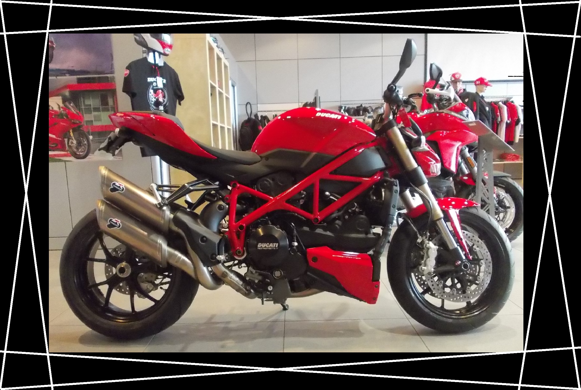 STREETFIGHTER 848